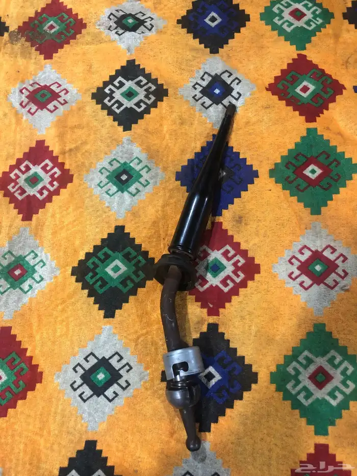 قطع تويوتا هايلوكس من(98 2005) ديكورات داخليه لون احمر 32