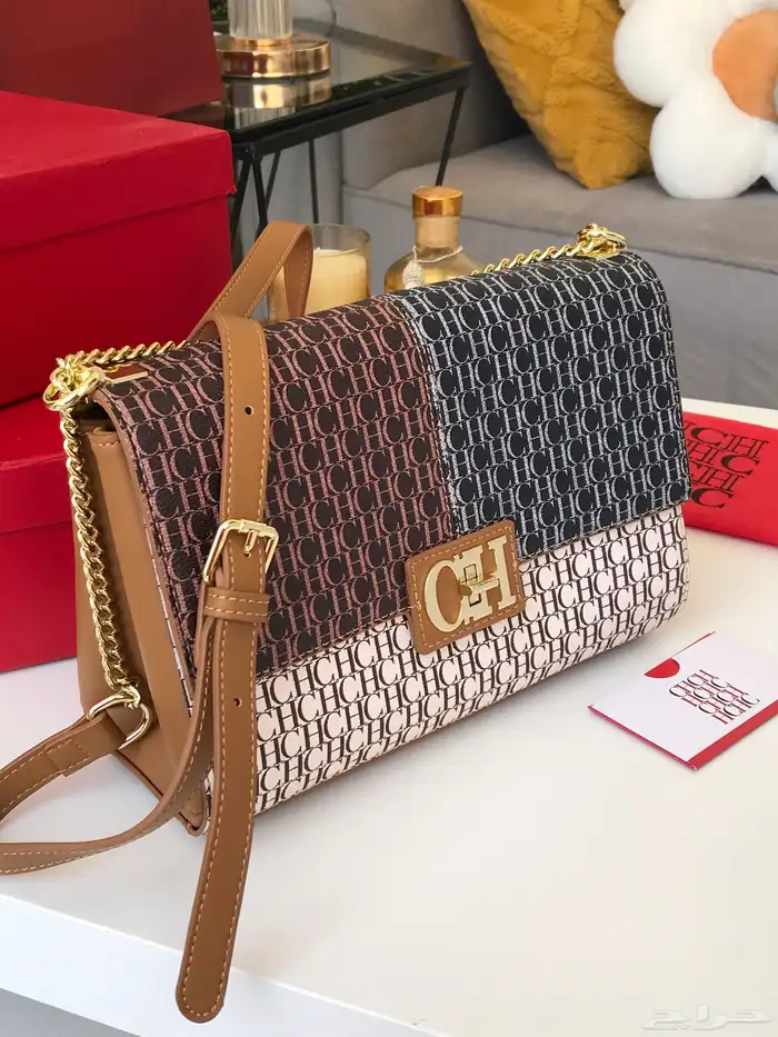 شنط مايكل كورس وكارولينا هريرا 54