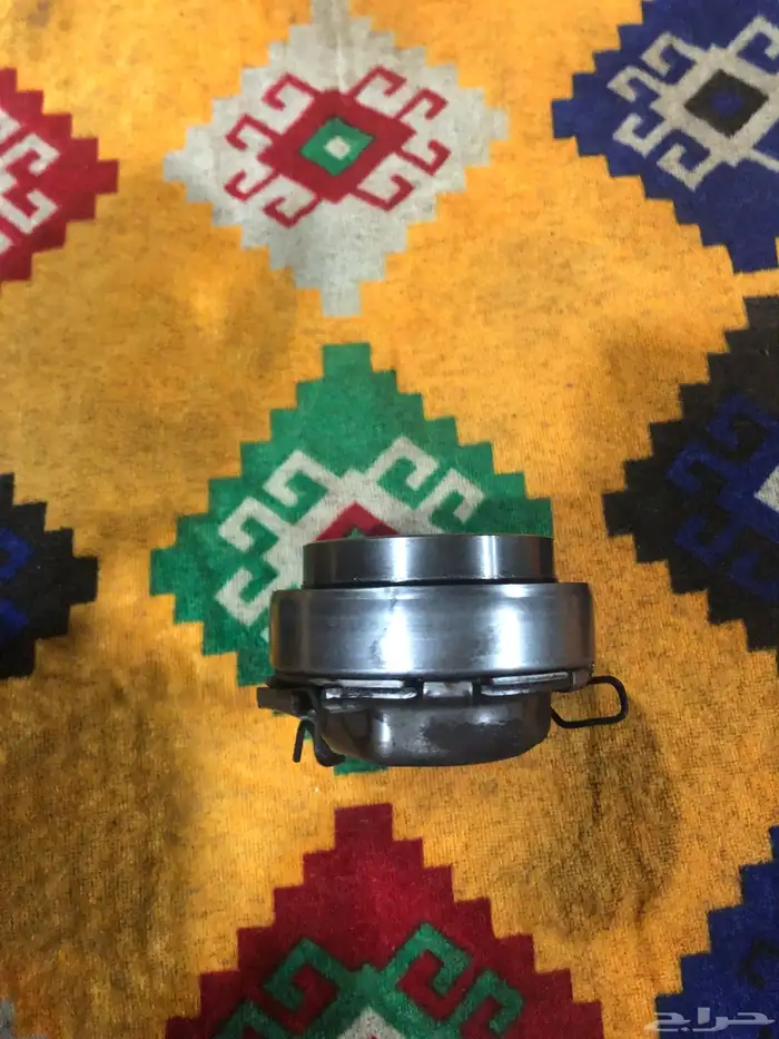 قطع تويوتا هايلوكس من(98 2005) ديكورات داخليه لون احمر 35