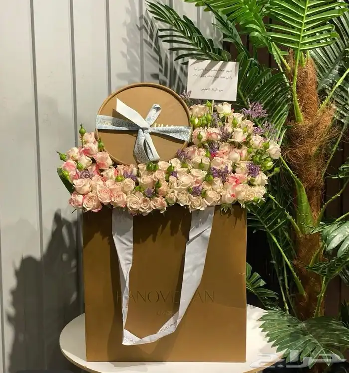 تنسيق هدايا ورد خميس مشيط ابها توصيل ورد هدايا الجنوب 8