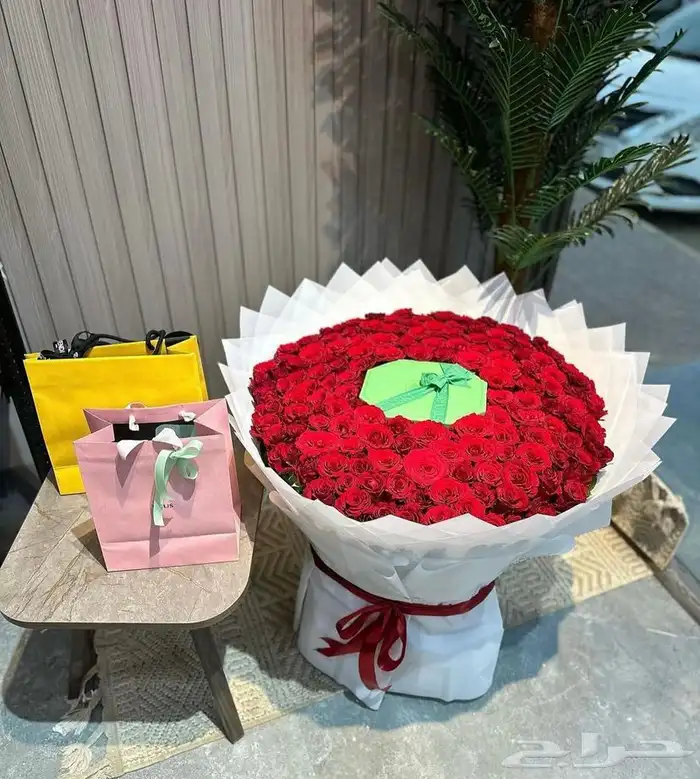 تنسيق هدايا ورد خميس مشيط ابها توصيل ورد هدايا الجنوب 6