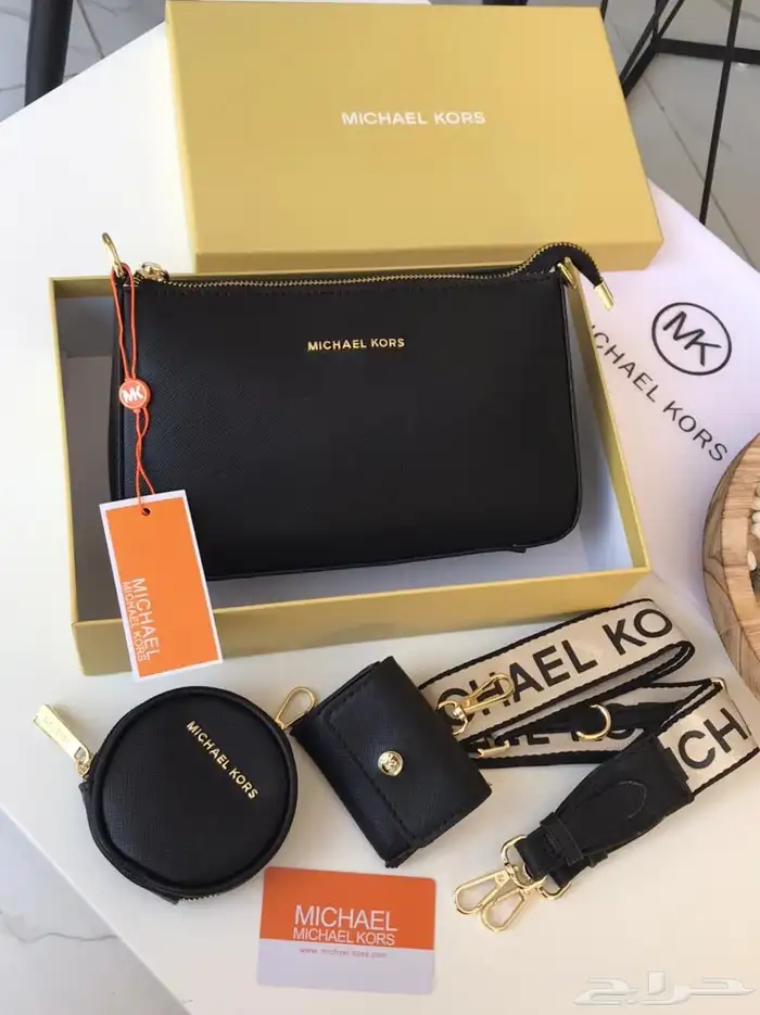 شنط مايكل كورس وكارولينا هريرا 20