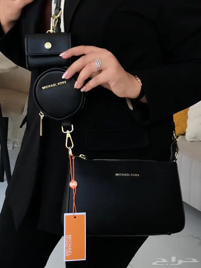 شنط مايكل كورس وكارولينا هريرا 11