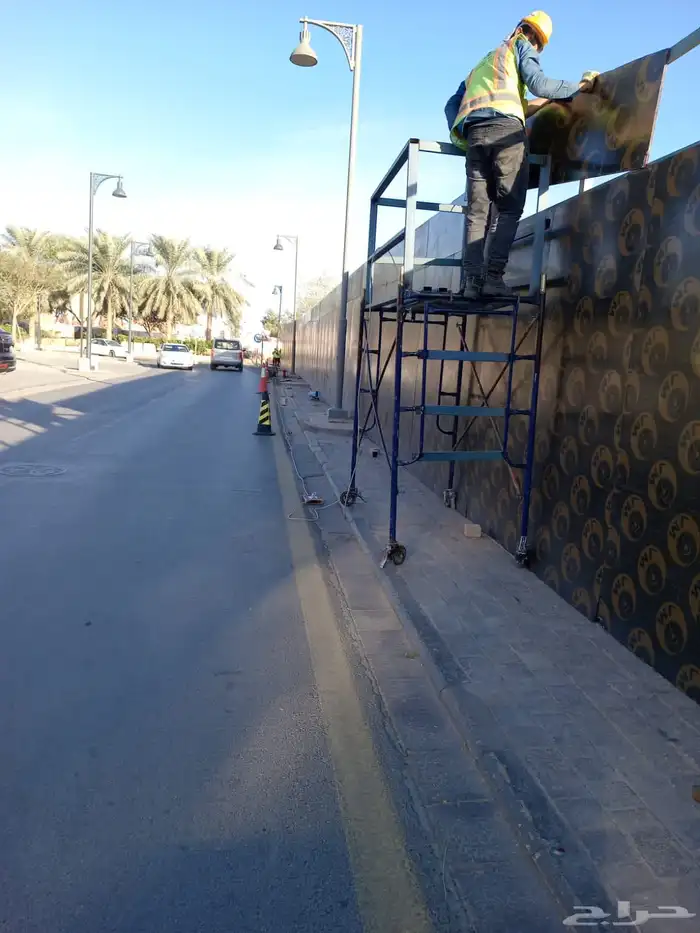 طباعة فيستات ملابس يونيفورم وتطريز 17