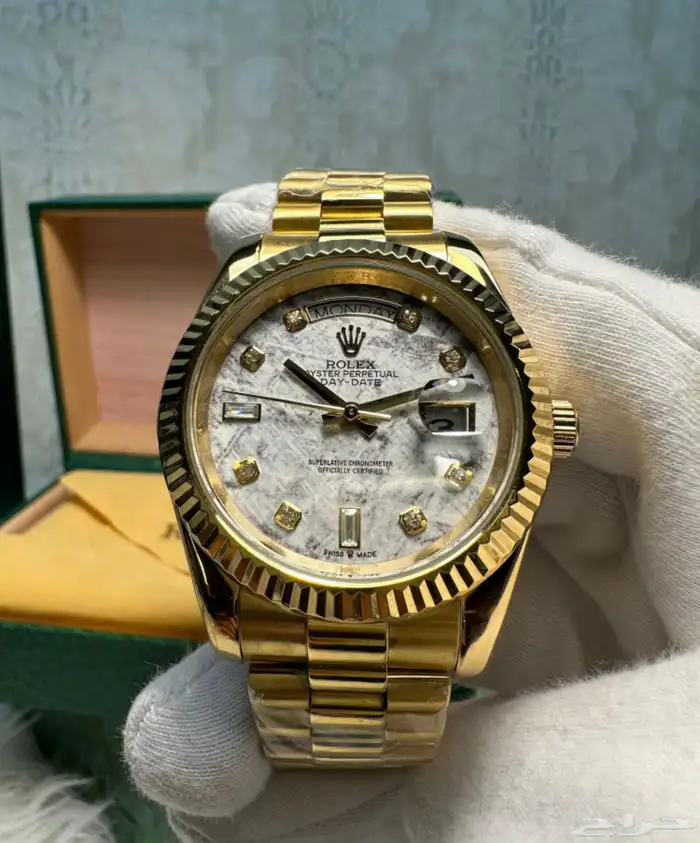 ساعات ماركه رجالي ونسائي فخامه 96