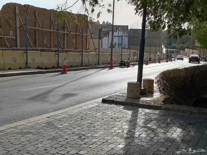 طباعة فيستات ملابس يونيفورم وتطريز 14