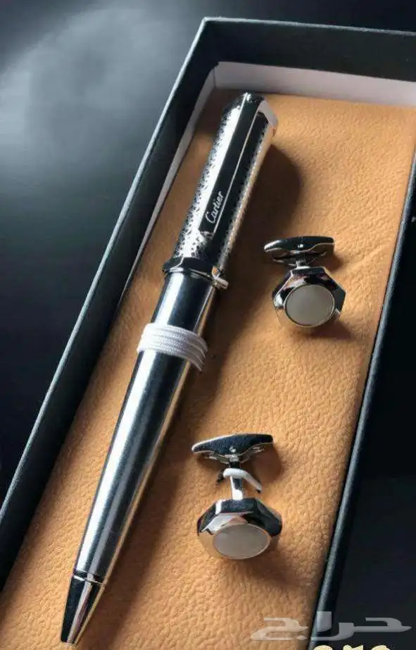 ساعات ماركه رجالي ونسائي فخامه 42