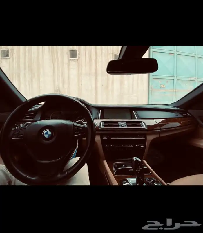 BMW 750li بي ام دبليو 5