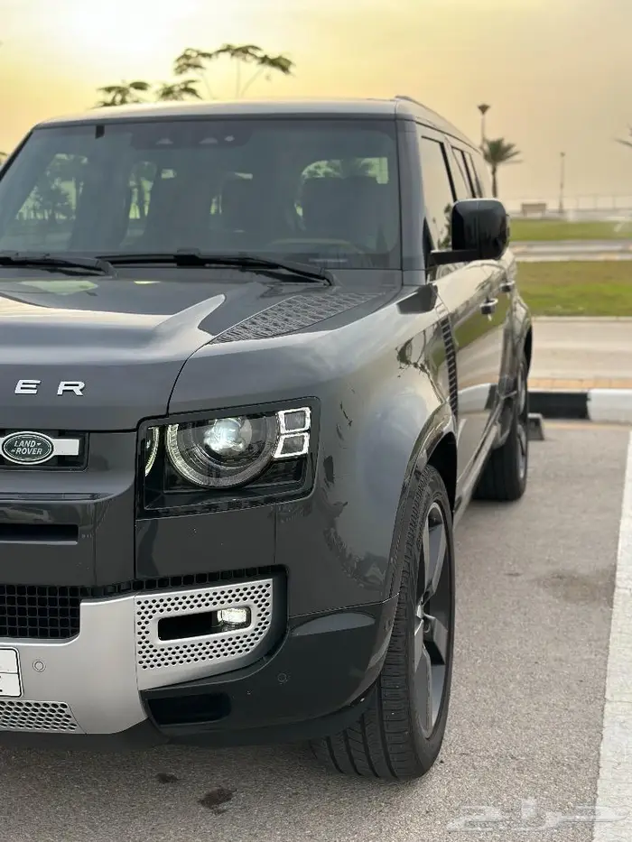 ديفندر 130 فريست اديشن ( تم البيع ) 6