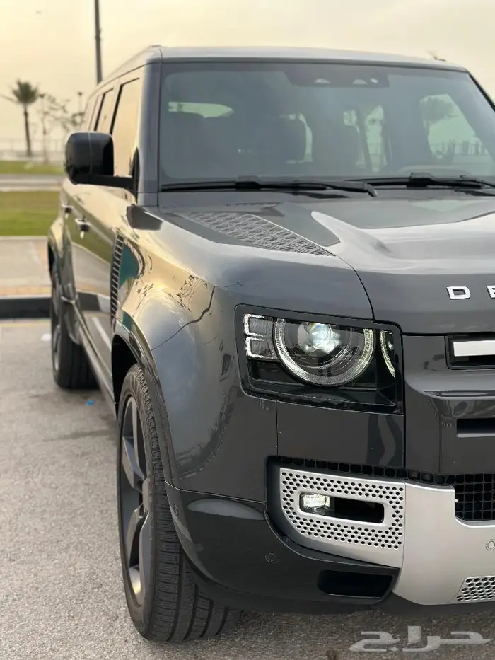 ديفندر 130 فريست اديشن ( تم البيع ) 7