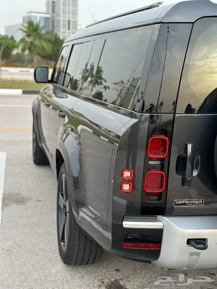 ديفندر 130 فريست اديشن ( تم البيع ) 9