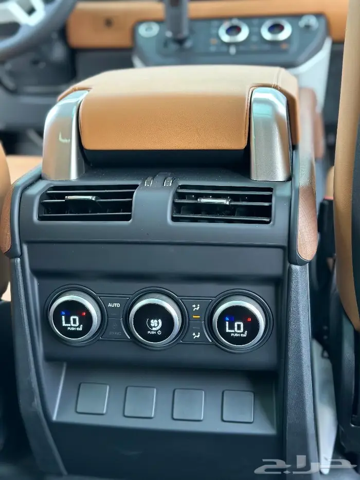 ديفندر 130 فريست اديشن ( تم البيع ) 17