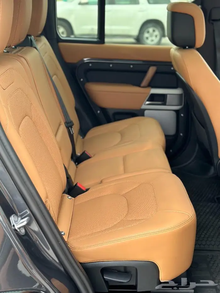 ديفندر 130 فريست اديشن ( تم البيع ) 19