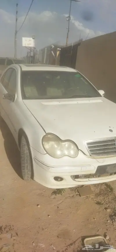 مرسيدس c200 تشليح وقطع غيار 0