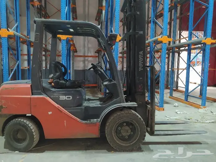 رافعات شوكيه فوركلفت وكرينات للايجارforklift crane 11