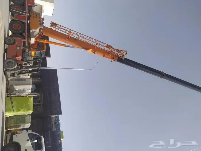 رافعات شوكيه فوركلفت وكرينات للايجارforklift crane 0