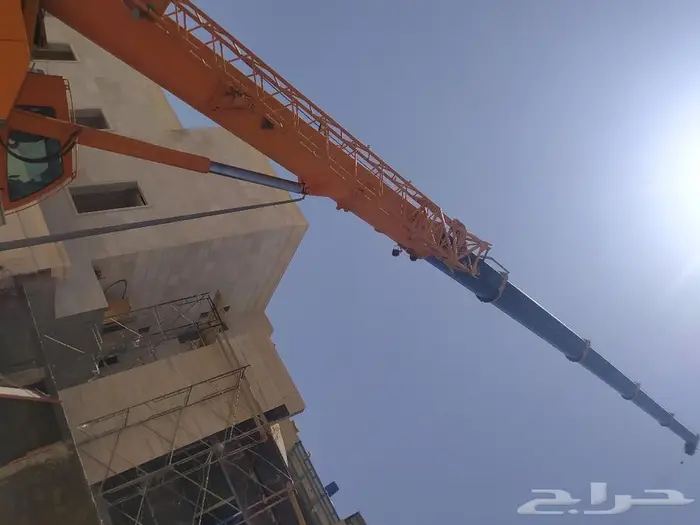 رافعات شوكيه فوركلفت وكرينات للايجارforklift crane 9