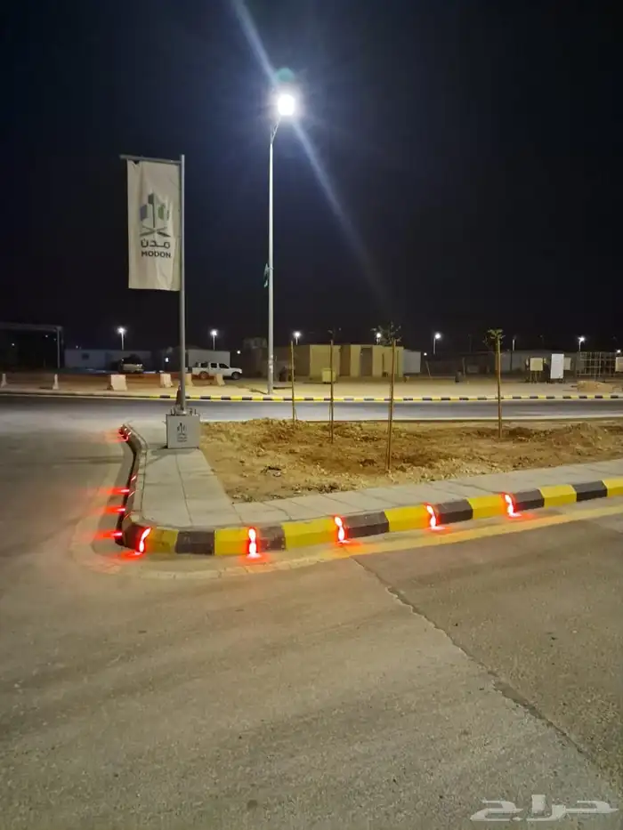 طباعة فيستات ملابس يونيفورم وتطريز 9