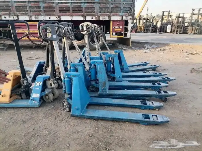 رافعة شوكية للايجار فوركلفت للايجار اليومي والشهري 9