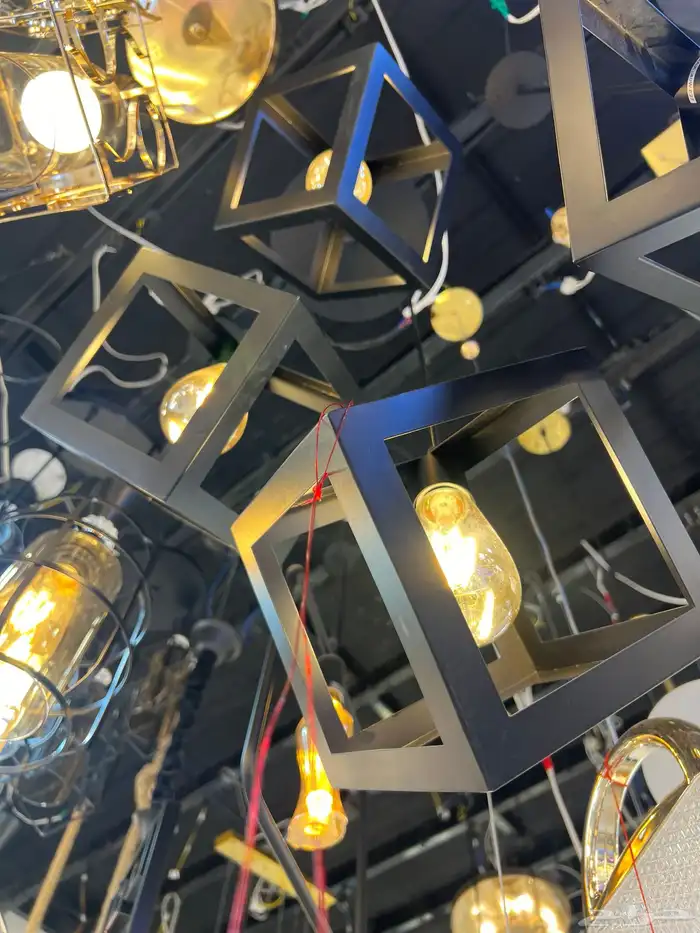 نجف ثريات 54