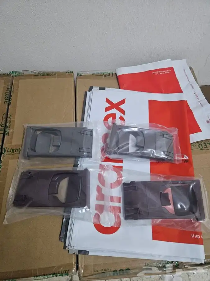 حامل الاكواب هايلوكس 0