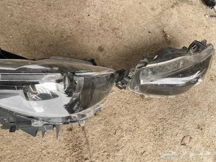 شمعات مازدا 4