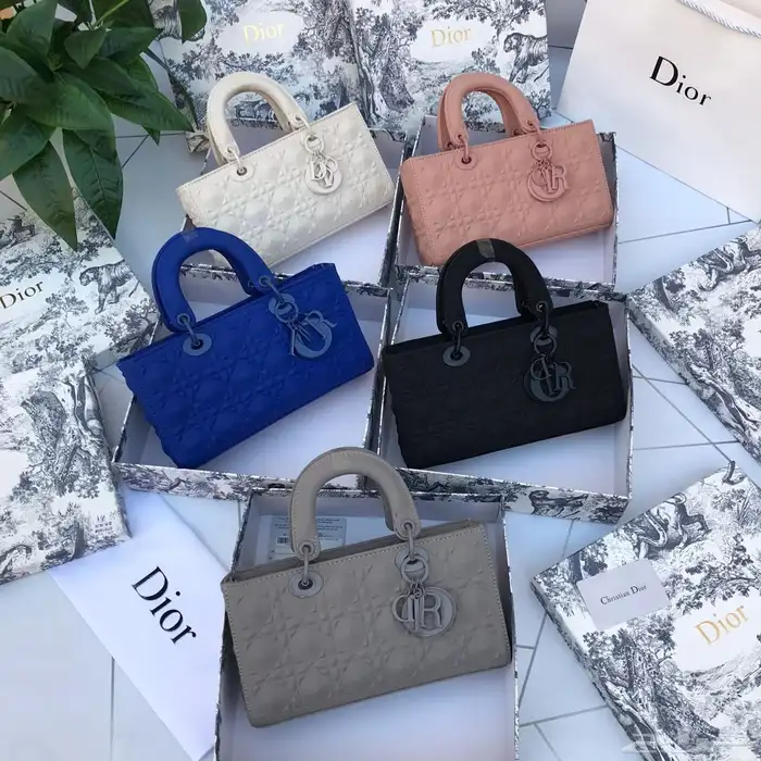 شنط ماركات جملة 12