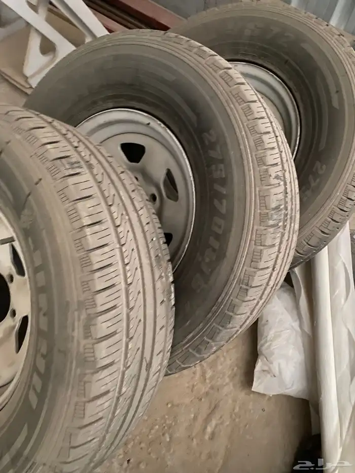 جنوط مع كفرات حق نيسان ديزل 2