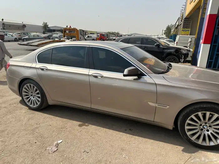 ورشة   ميكانيكا   كهرباء   سمكرة   صناعية   رش   بويه 21