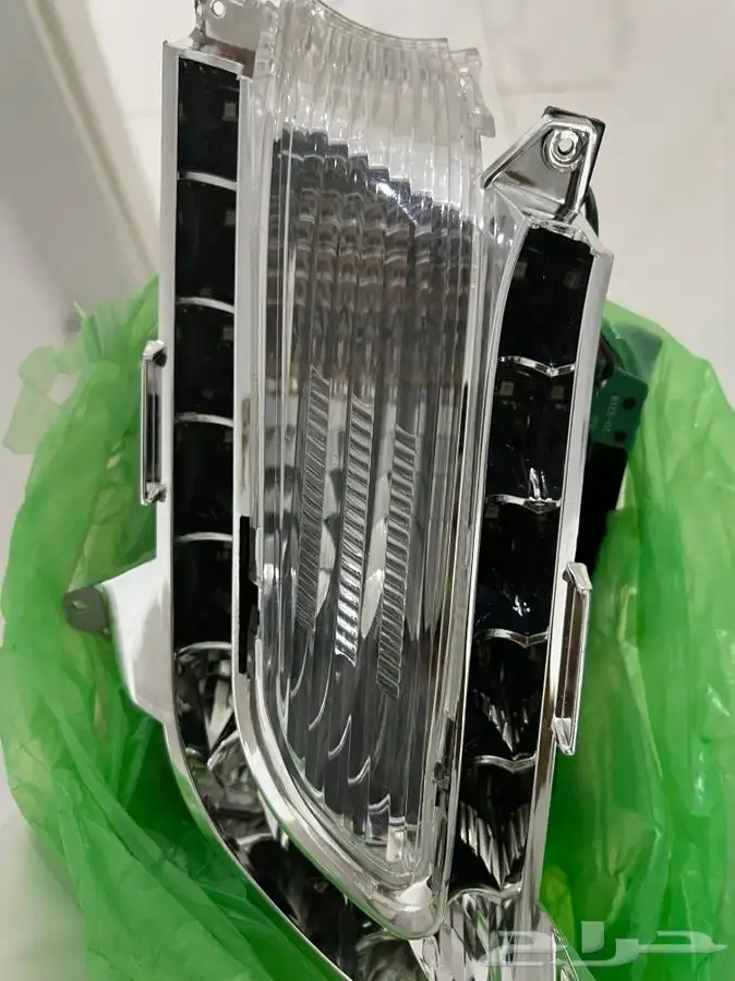 الليد الداخلي بشمعات كرايسلر من 11   مع الاشاره 0