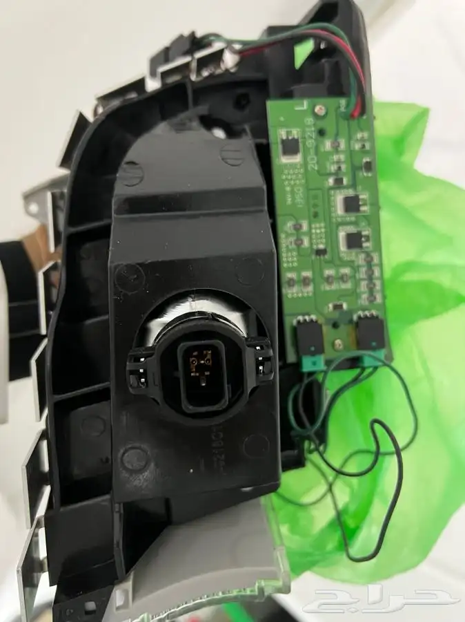 الليد الداخلي بشمعات كرايسلر من 11   مع الاشاره 1