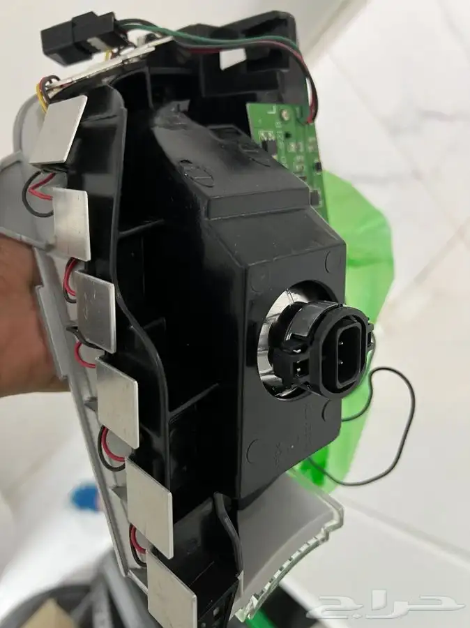 الليد الداخلي بشمعات كرايسلر من 11   مع الاشاره 2