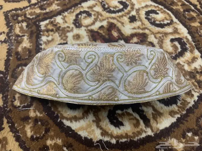 طواقي زري مذهبات وابو جينية 56