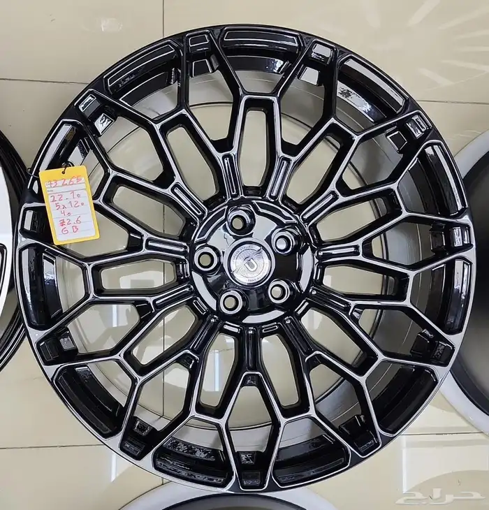 جنوط ديفندر مقاس 22 و23 موديل 2024 11