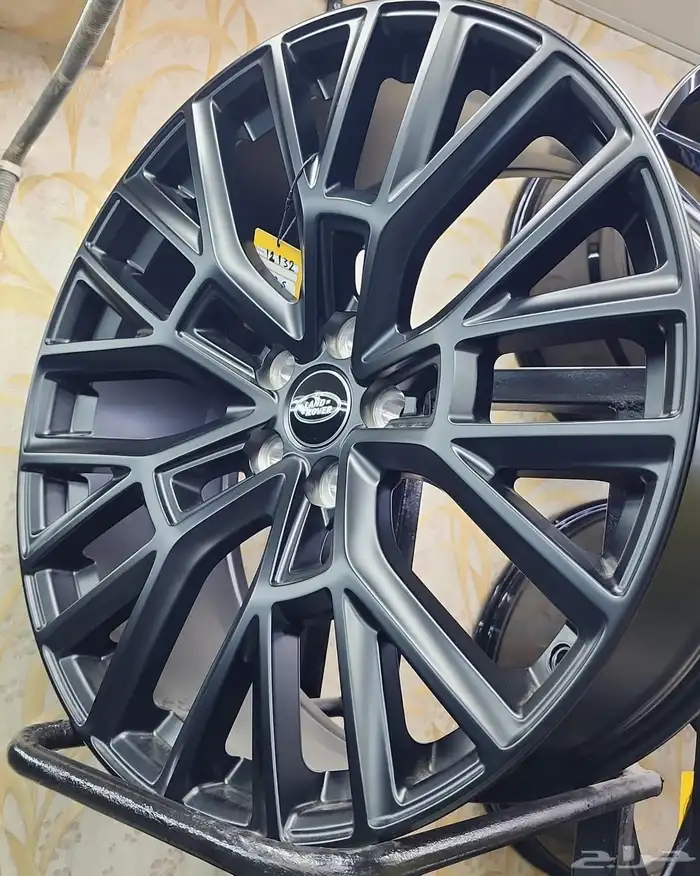 جنوط ديفندر مقاس 22 و23 موديل 2024 49