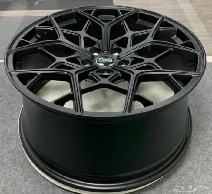 جنوط ديفندر مقاس 22 و23 موديل 2024 1