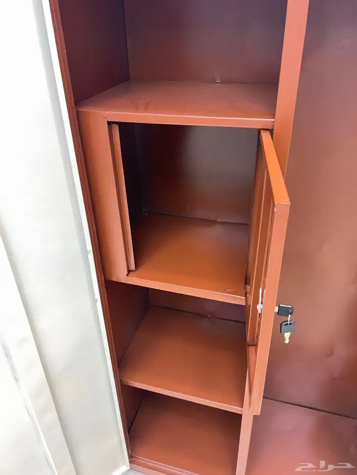 دولاب حديد بابين مع اقفال 1