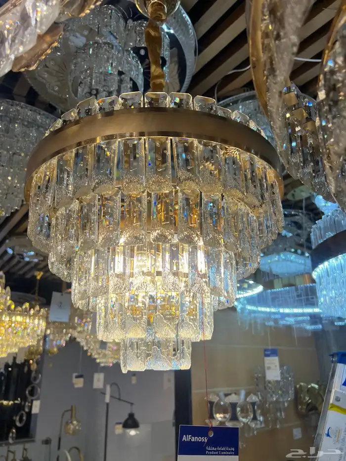 نجف ثريات 76