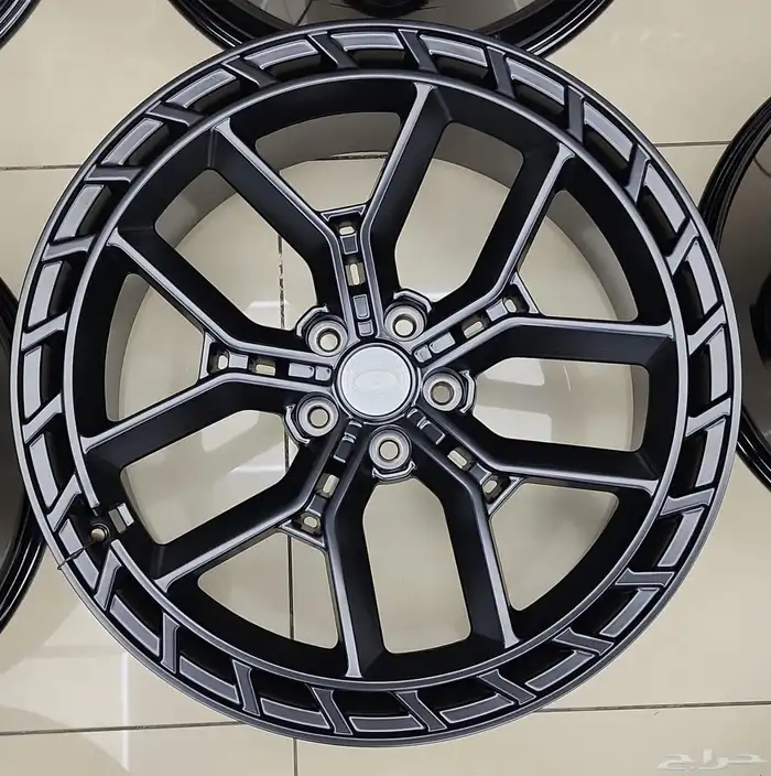 جنوط ديفندر مقاس 22 و23 موديل 2024 51