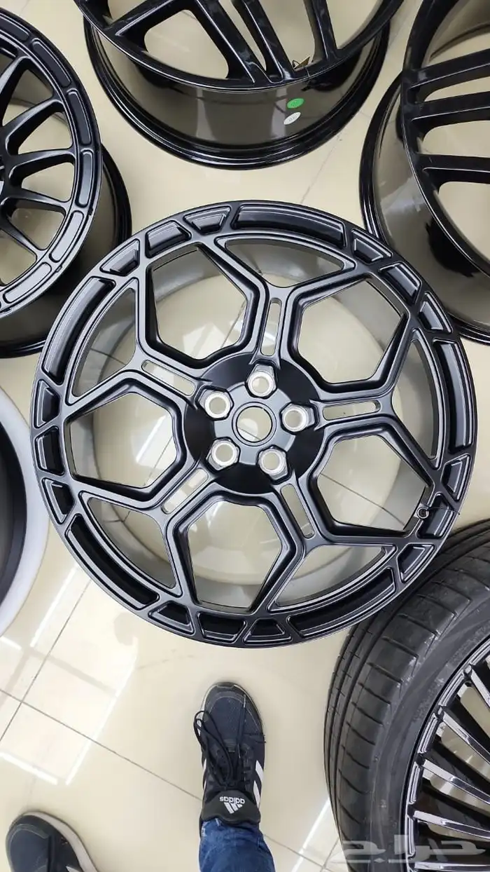 جنوط ديفندر مقاس 22 و23 موديل 2024 21