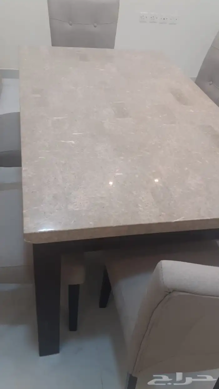 طاولة 1