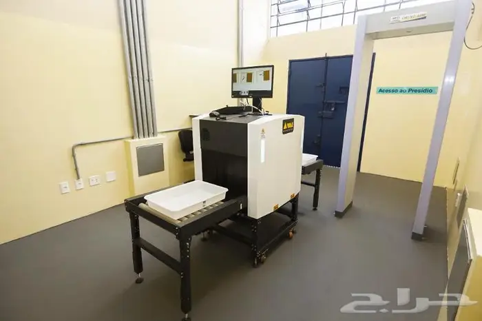 اجهزة امنيه لتامين المنشاءات وتفتيش الاشخاص والحقائب 0