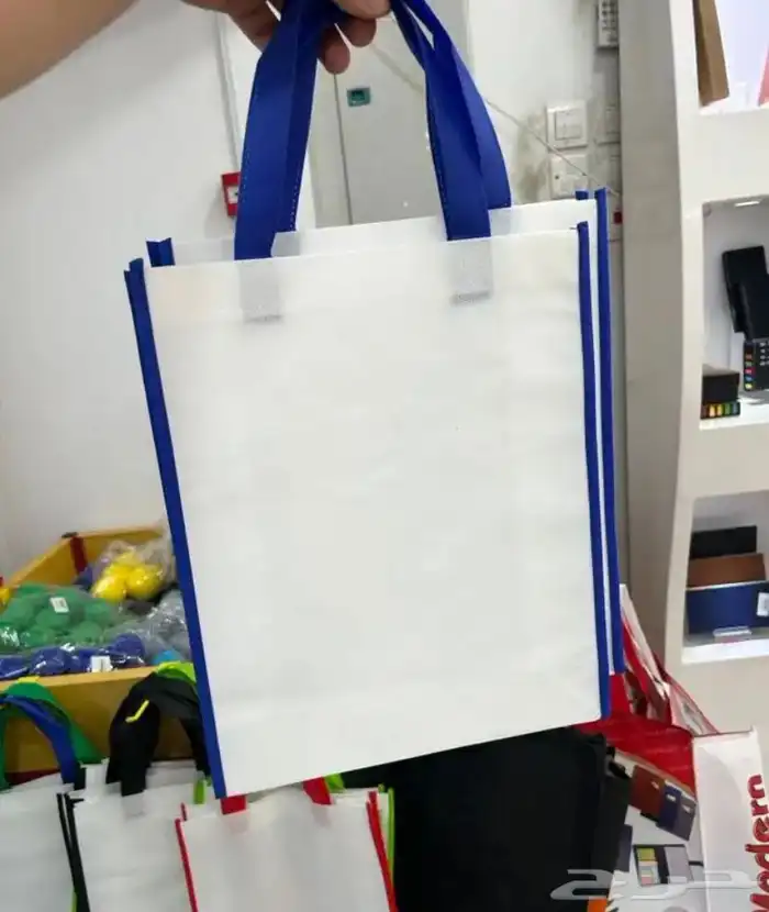 بوكسات أكياس ملونة عبايات ستكر ليبل قماش لوقو تاق كروت 66