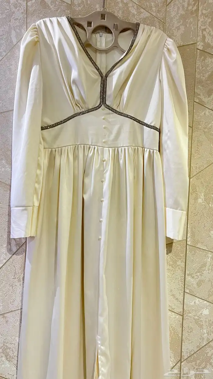 فساتين ب150 قابل للتفاوض 14