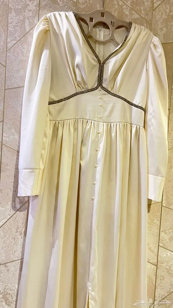 فساتين ب150 قابل للتفاوض 15