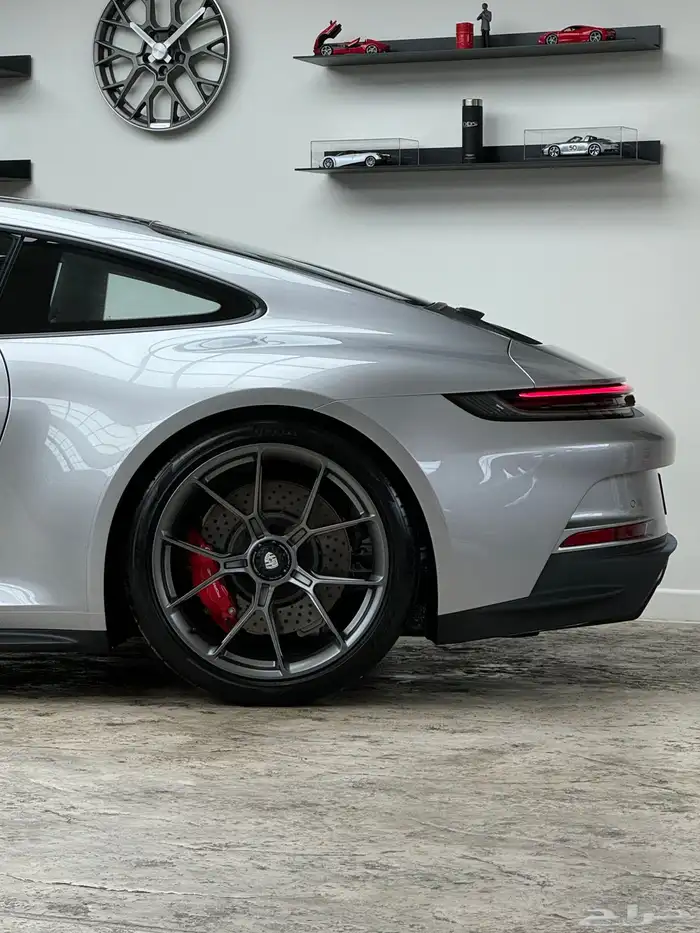 بورش 911 GT3 touring 2024 سعودي جديد 9