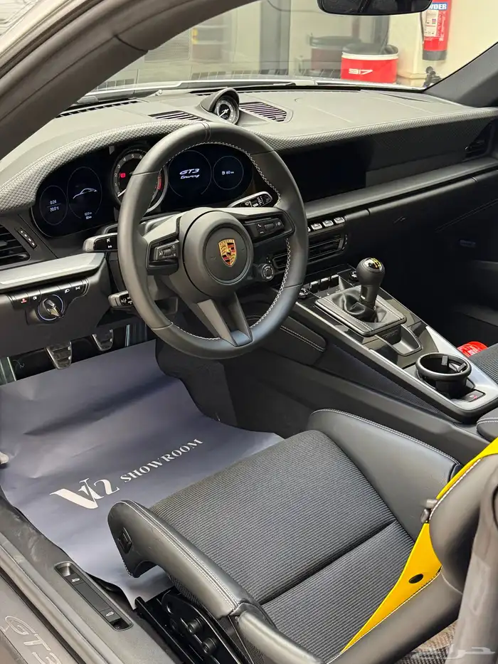 بورش 911 GT3 touring 2024 سعودي جديد 4