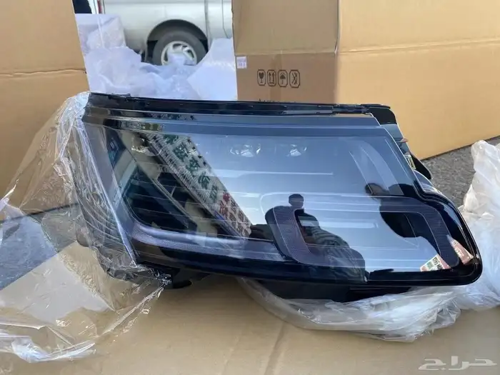 FRONT BUMPER RANGE ROVER VOGUE 2023 11