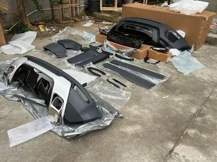 FRONT BUMPER RANGE ROVER VOGUE 2023 14