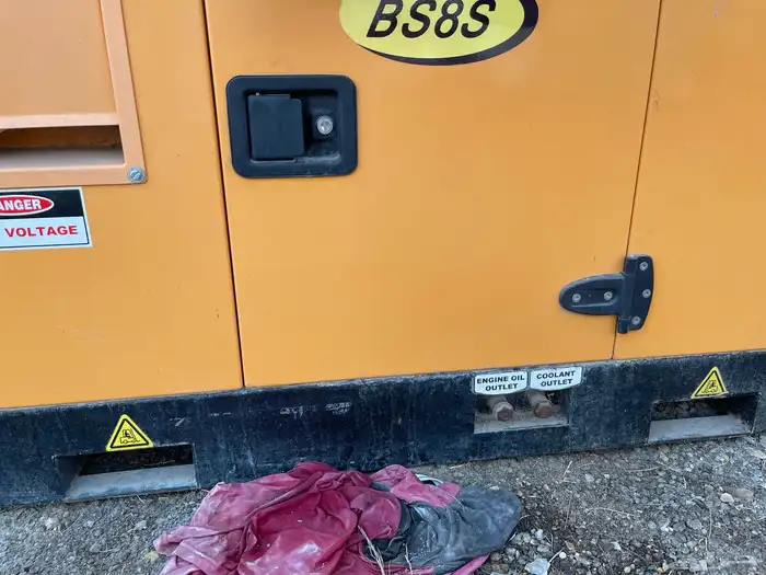 مولد كهرباء للبيع 4